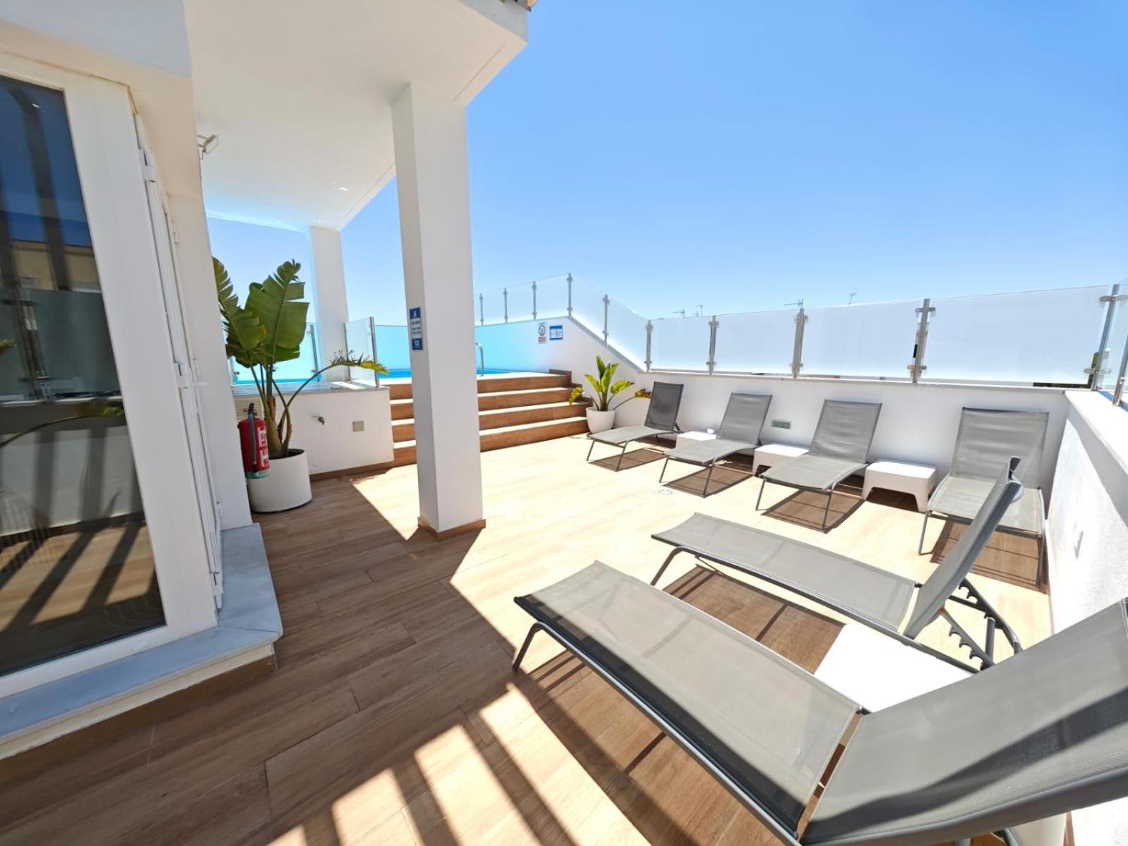 Nuevo En Planta Baja A Con Piscina Y Solarium Barbate